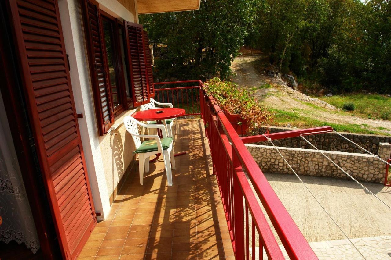 Apartments Nikolina Novi Vinodolski Esterno foto