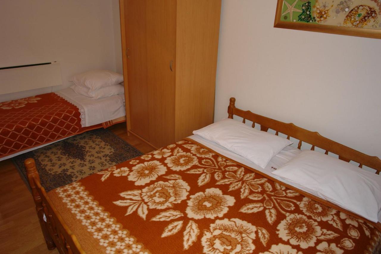 Apartments Nikolina Novi Vinodolski Esterno foto