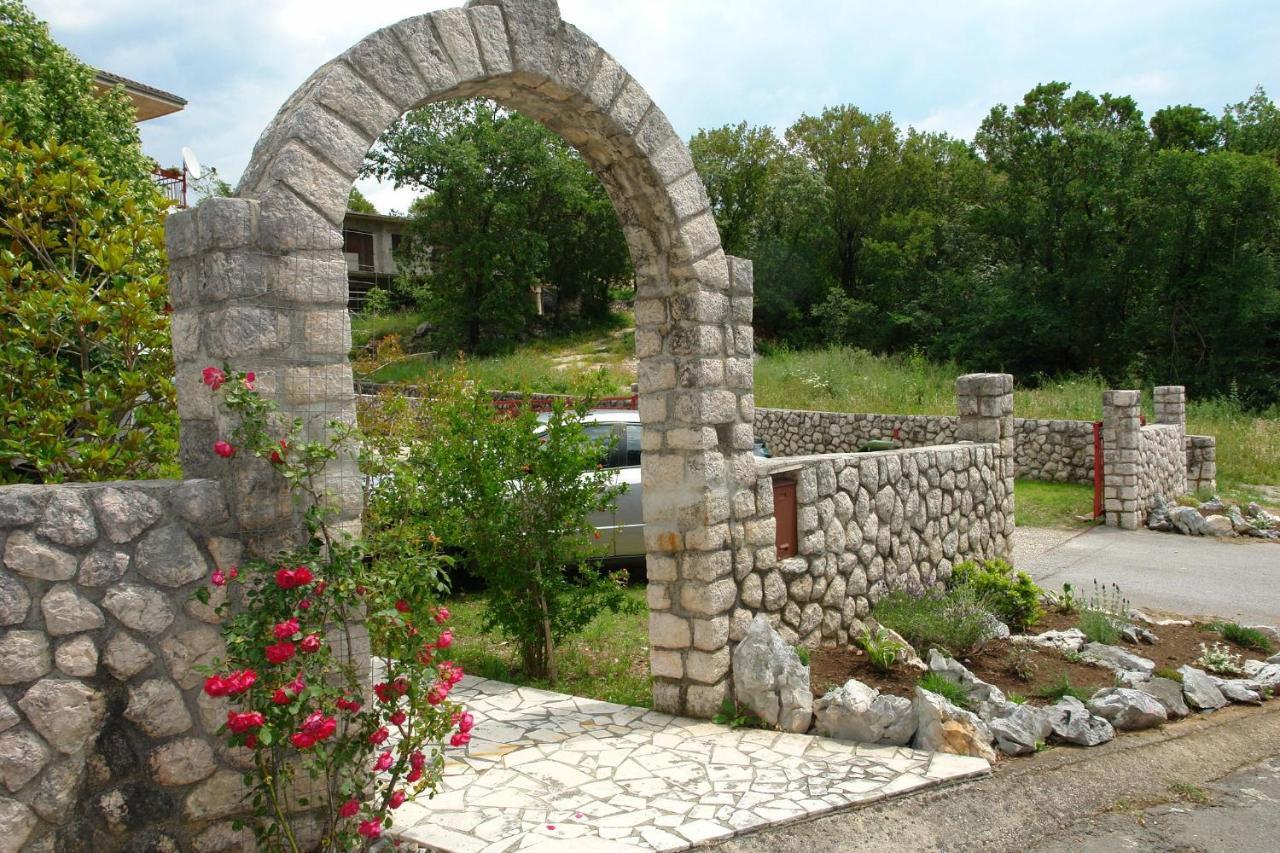 Apartments Nikolina Novi Vinodolski Esterno foto